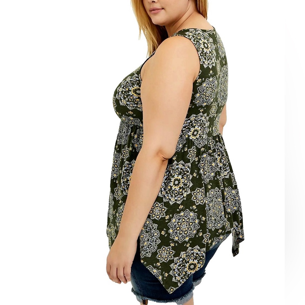 Torrid Olive Green Supersoft Mandala Babydoll Top - Torrid Size 3 (22-24, 3X) - Picture 4 of 16